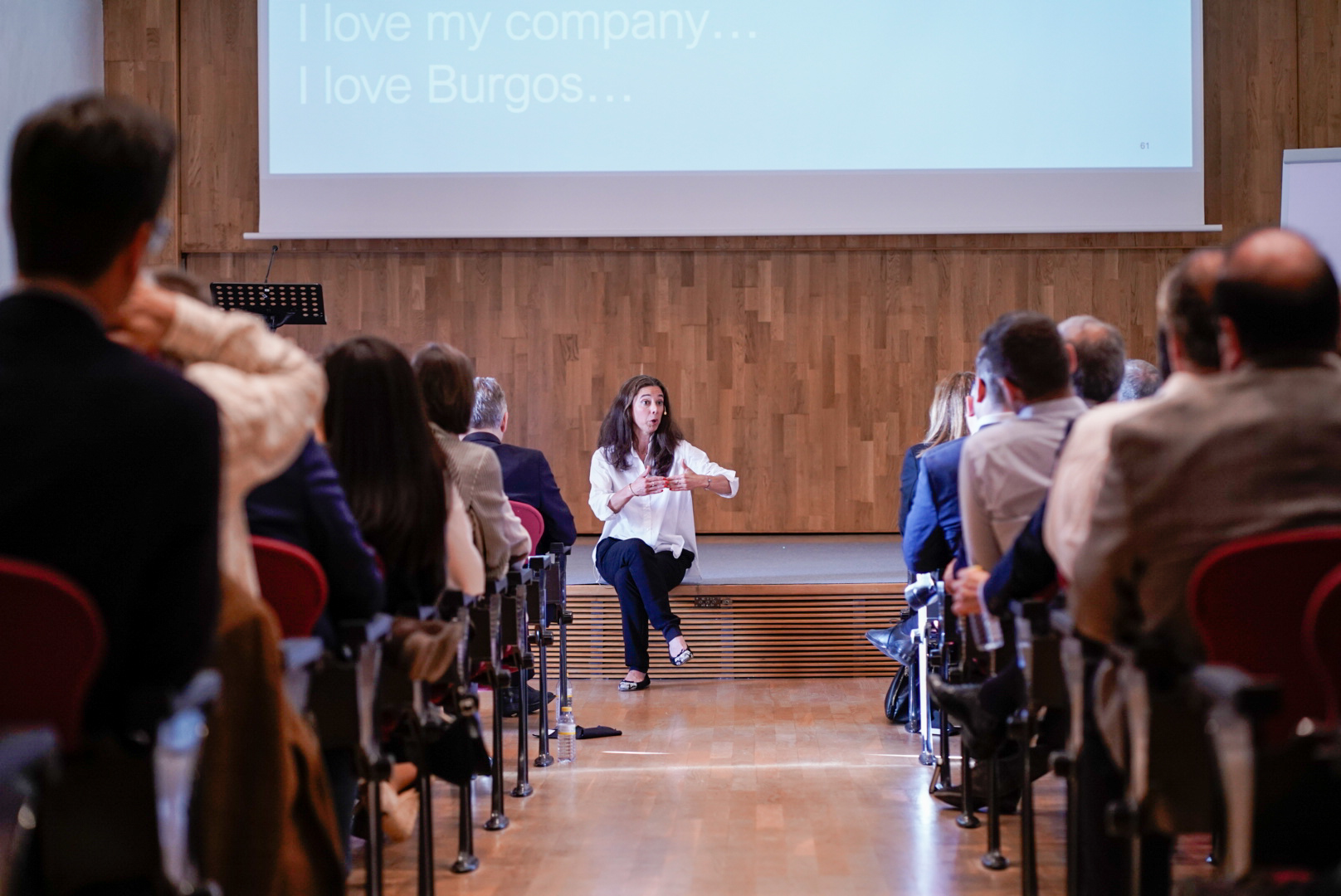 La experta en Transformación Digital Mosiri Cabezas en el Encuentro Empresarial celebrado en el Palacio de Saldañuela, Burgos